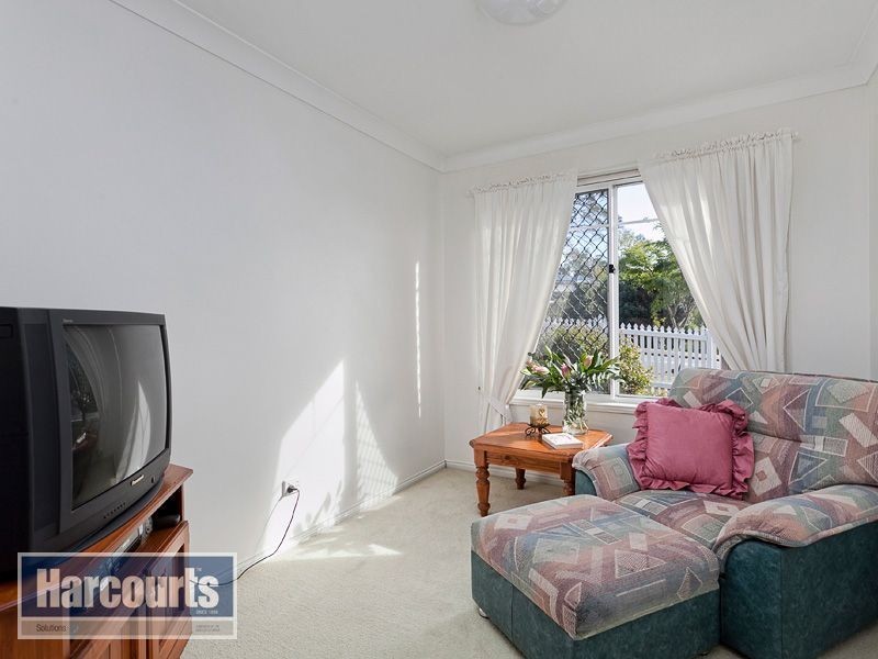 2 Verwood Court, Ferny Hills QLD 4055