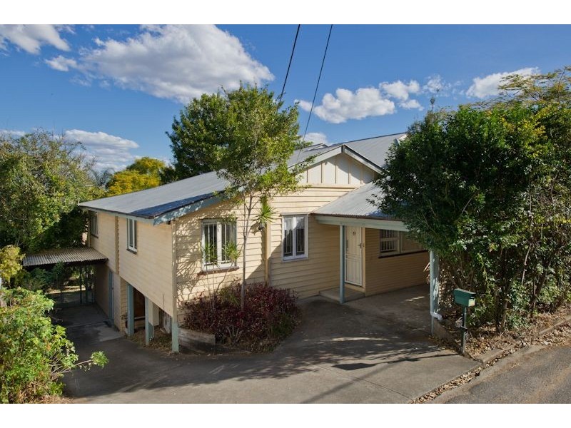 129 Crosby Road, Hamilton QLD 4007