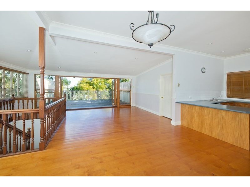 129 Crosby Road, Hamilton QLD 4007