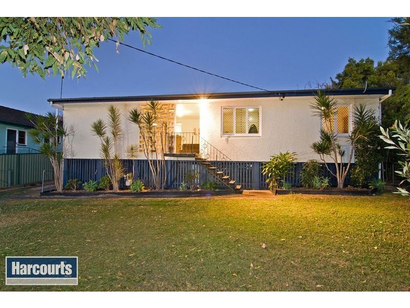 23 Ormeley Street, Stafford Heights QLD 4053