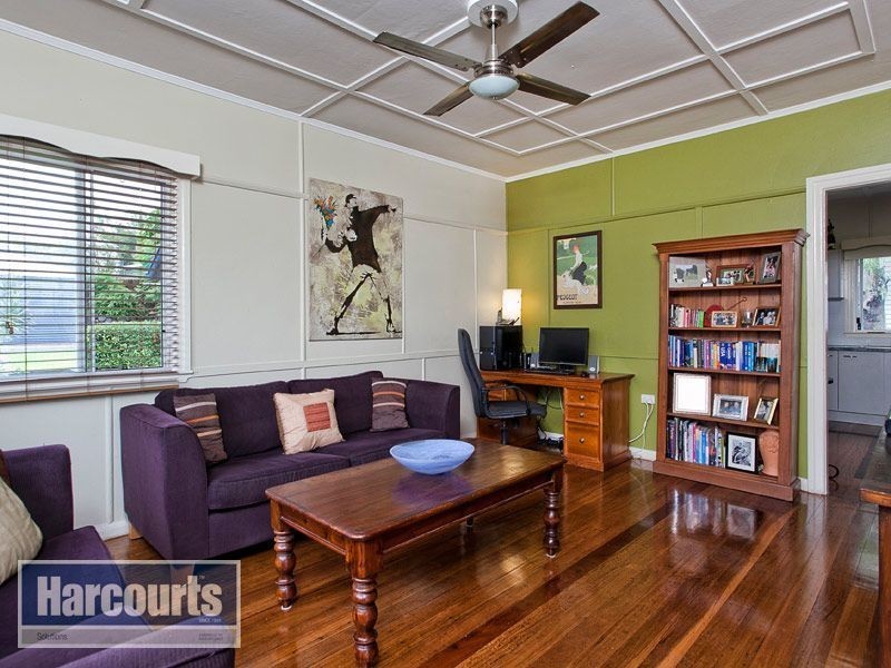 8 Corrigan Street, Keperra QLD 4054