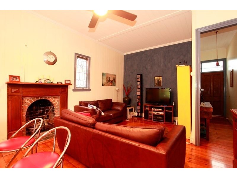 3 Waterworks Road, Red Hill QLD 4059