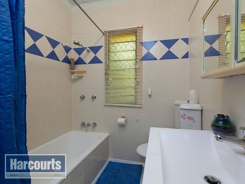 28 Barber Street, Keperra QLD 4054