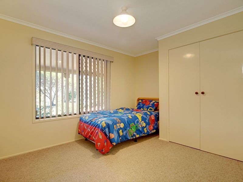 8 Nullamanna Road, Camp Mountain QLD 4520