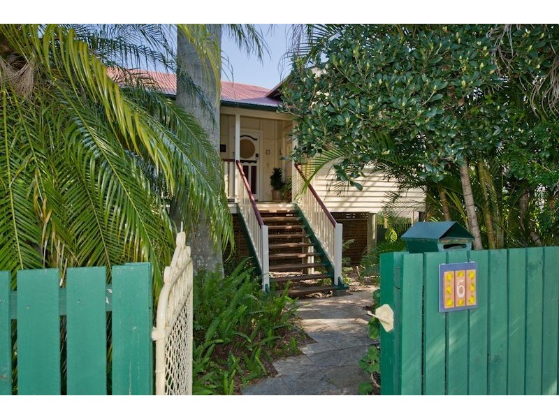 6 Goring Street, Newmarket QLD 4051