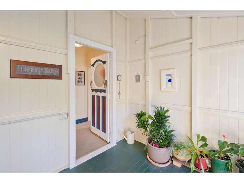 6 Goring Street, Newmarket QLD 4051