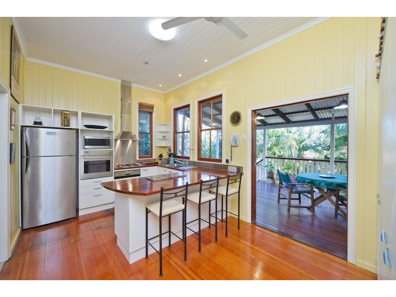 6 Goring Street, Newmarket QLD 4051