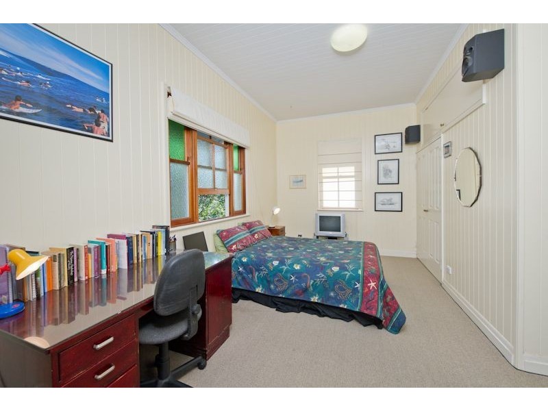 6 Goring Street, Newmarket QLD 4051