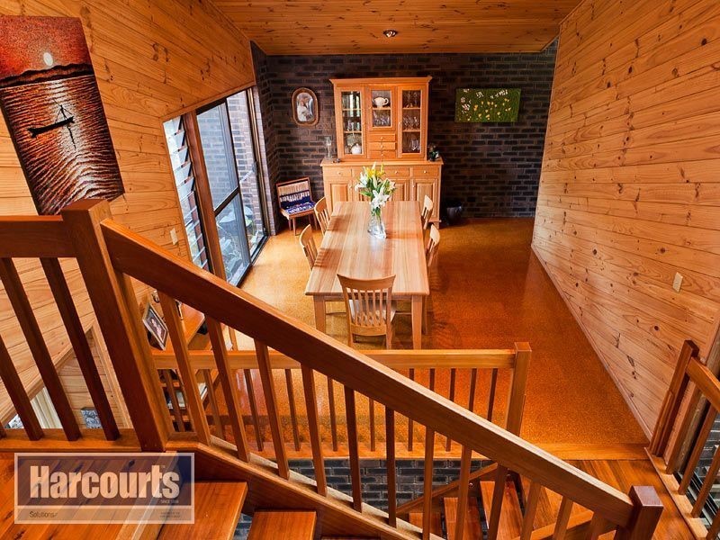 31 Tombondan Crescent, Ferny Hills QLD 4055