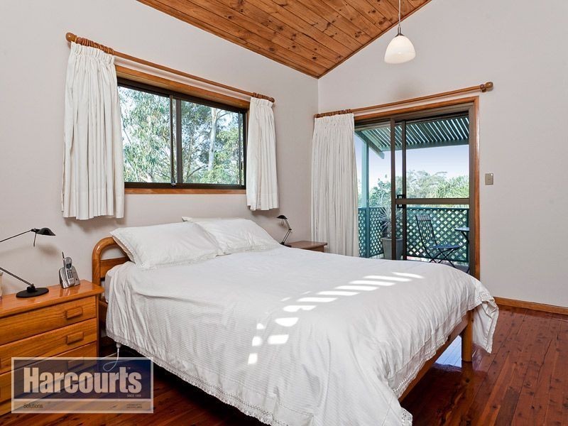 31 Tombondan Crescent, Ferny Hills QLD 4055