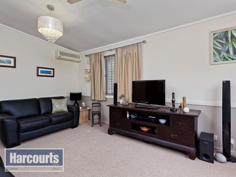 40a White Street, Everton Park QLD 4053