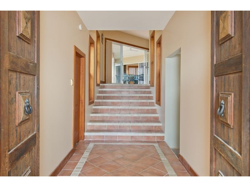 62 Moggill Road, The Gap QLD 4061