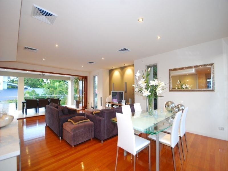 34 Davidson Street, Newmarket QLD 4051