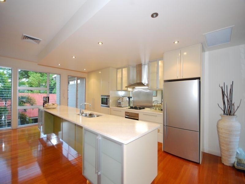 34 Davidson Street, Newmarket QLD 4051