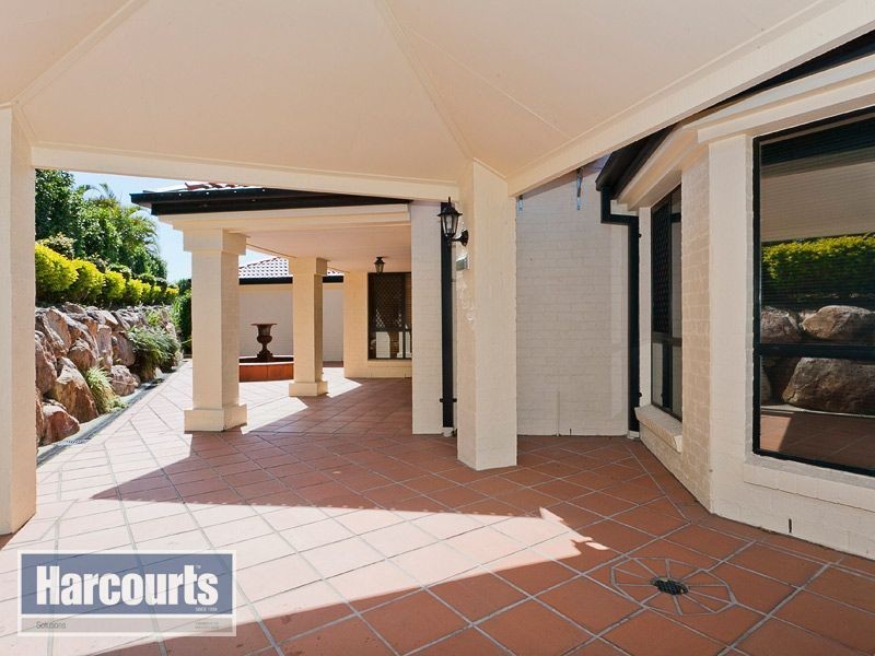 11 Van Dyke Crescent, Mcdowall QLD 4053