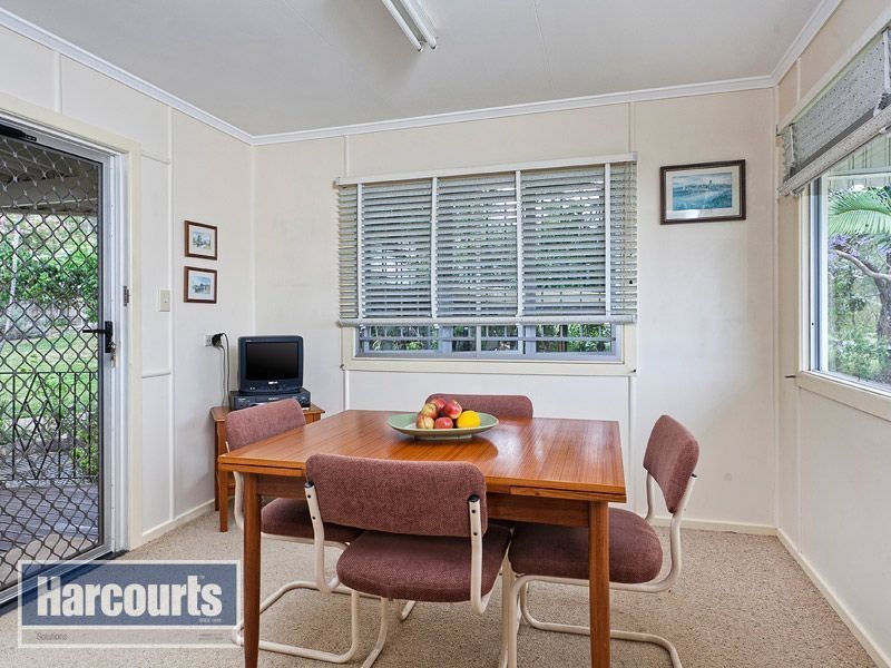 64 Kumbari Crescent, Mitchelton QLD 4053