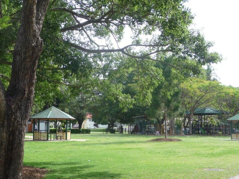 37 Alexandra Road, Ascot QLD 4007