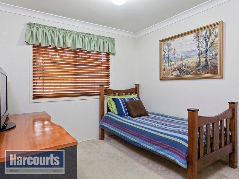 32 Dundee Place, Upper Kedron QLD 4055