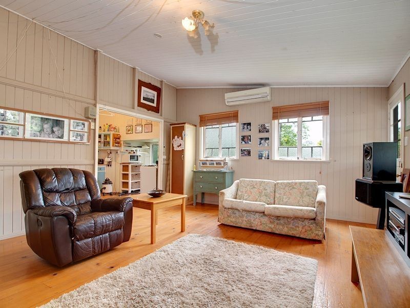 3 Church Road, Samford Valley QLD 4520