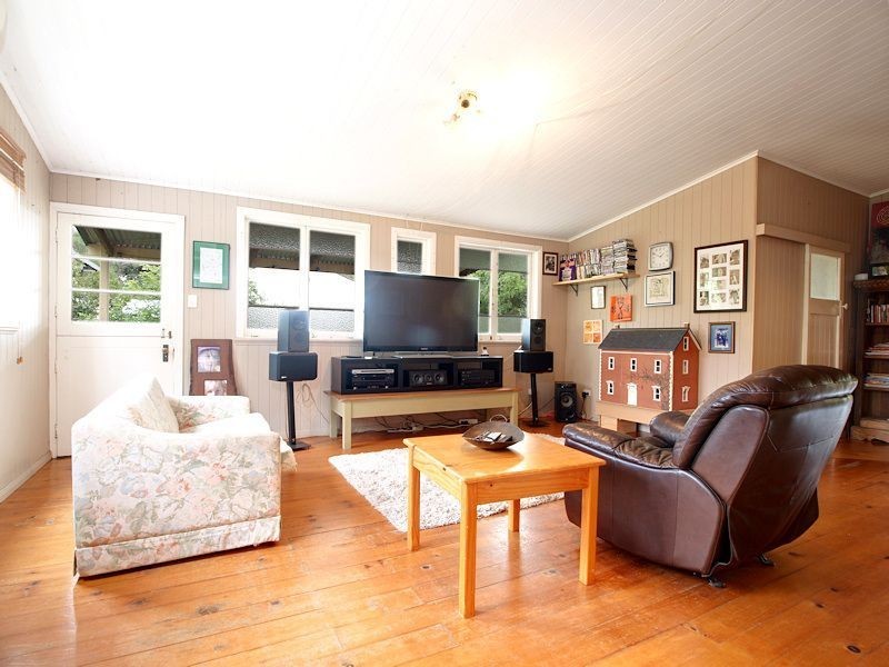 3 Church Road, Samford Valley QLD 4520