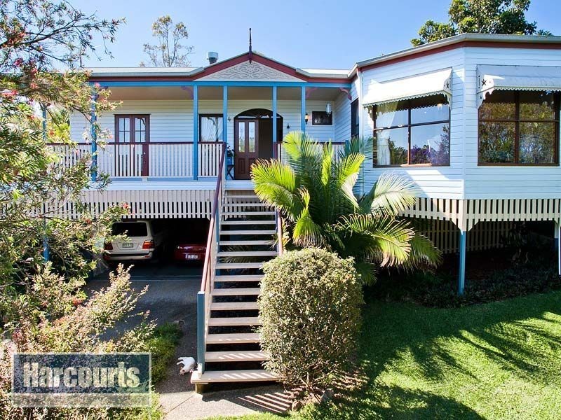 4 Lynwood Court, Ferny Hills QLD 4055