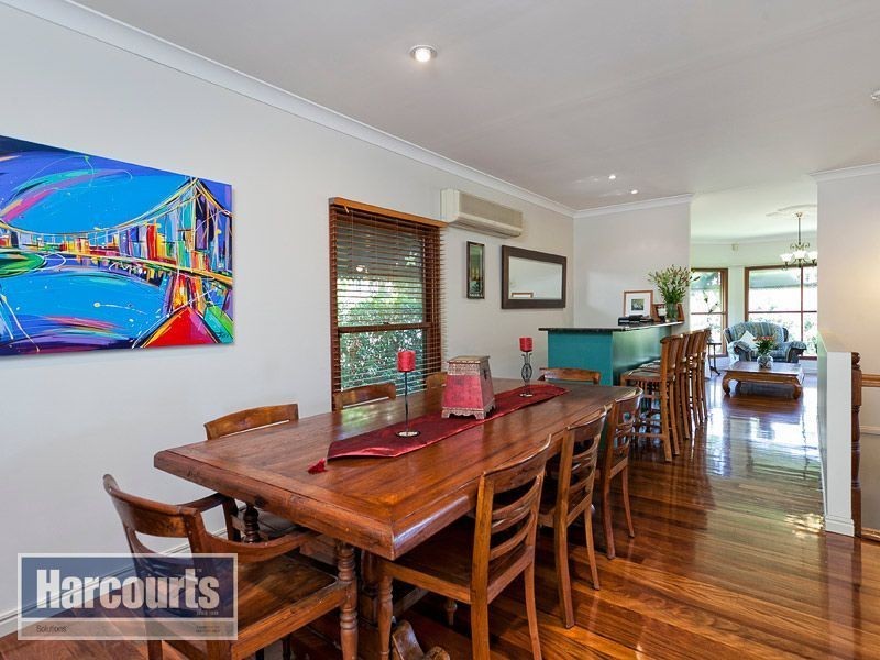 4 Lynwood Court, Ferny Hills QLD 4055