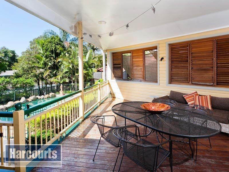 111 View Crescent, Arana Hills QLD 4054