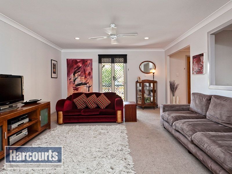 111 View Crescent, Arana Hills QLD 4054