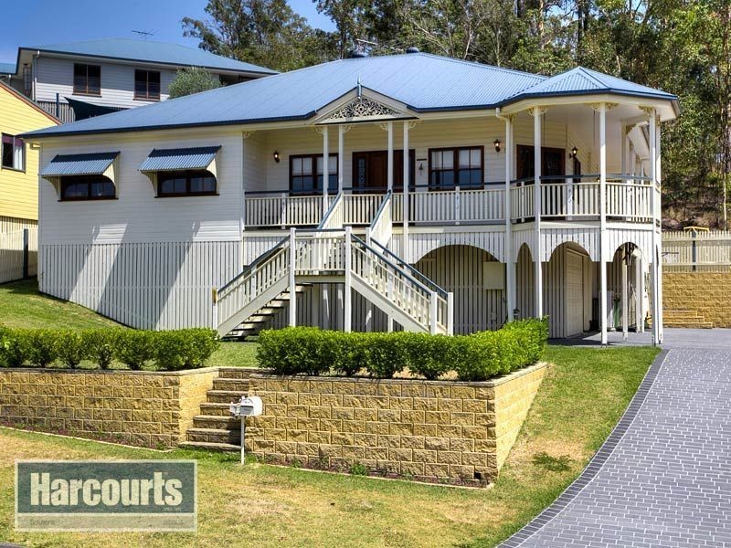 7 Bunyaville Close, Arana Hills QLD 4054