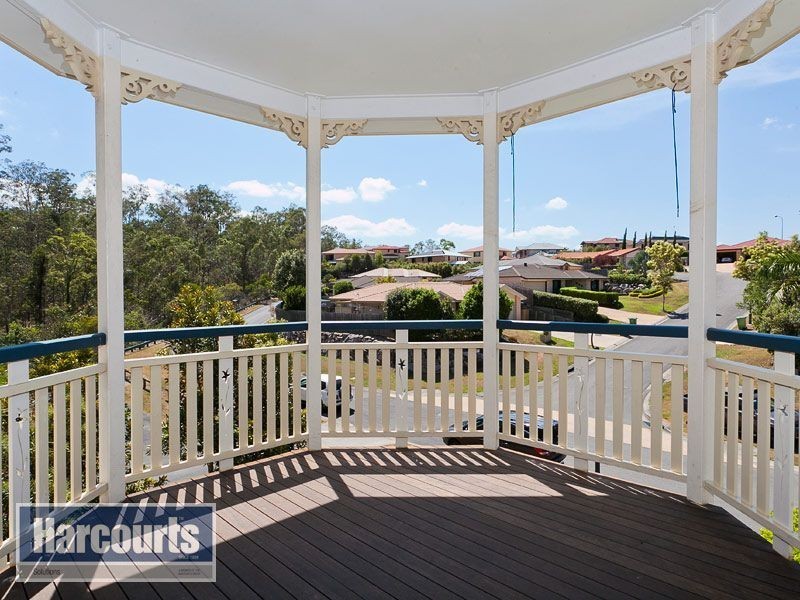 7 Bunyaville Close, Arana Hills QLD 4054