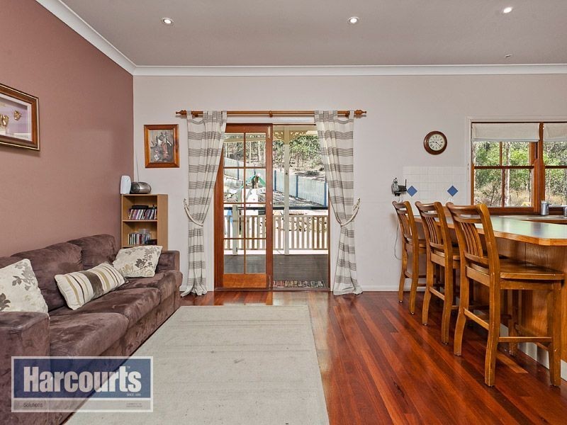 7 Bunyaville Close, Arana Hills QLD 4054