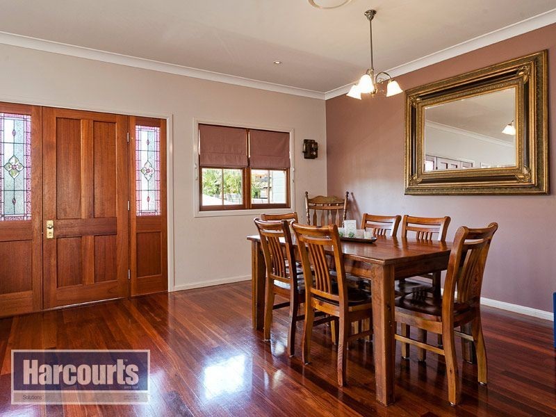 7 Bunyaville Close, Arana Hills QLD 4054