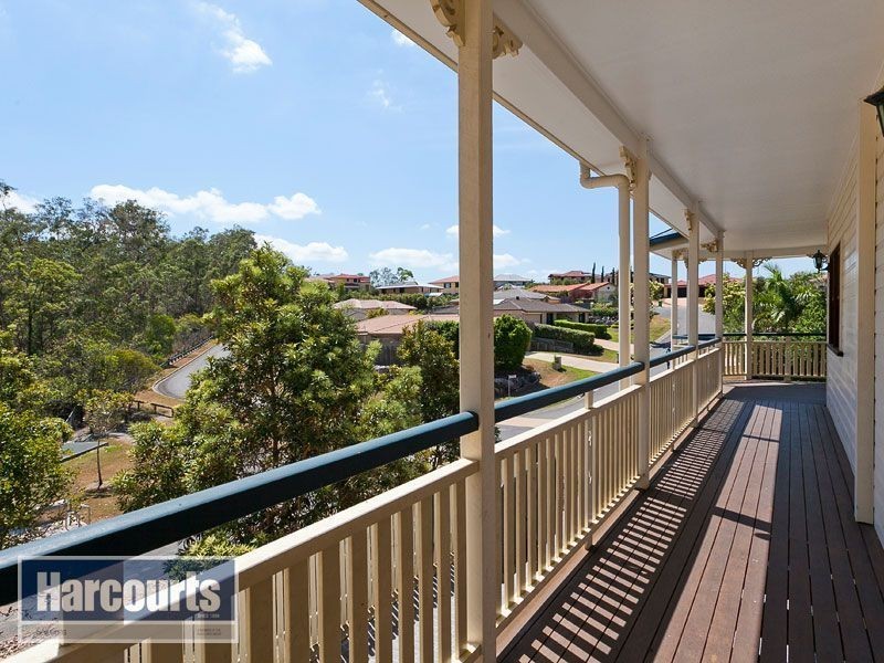 7 Bunyaville Close, Arana Hills QLD 4054