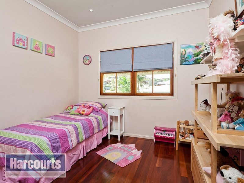 7 Bunyaville Close, Arana Hills QLD 4054