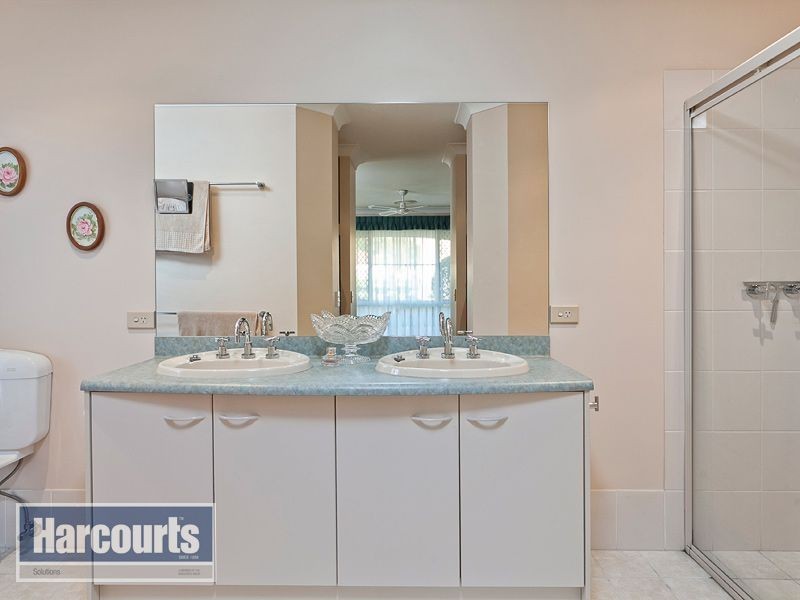 15 Charolais Crescent, Upper Kedron QLD 4055