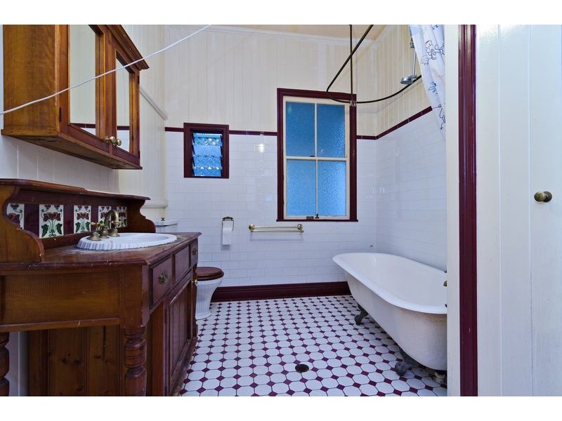 37 Jessop Street, Windsor QLD 4030