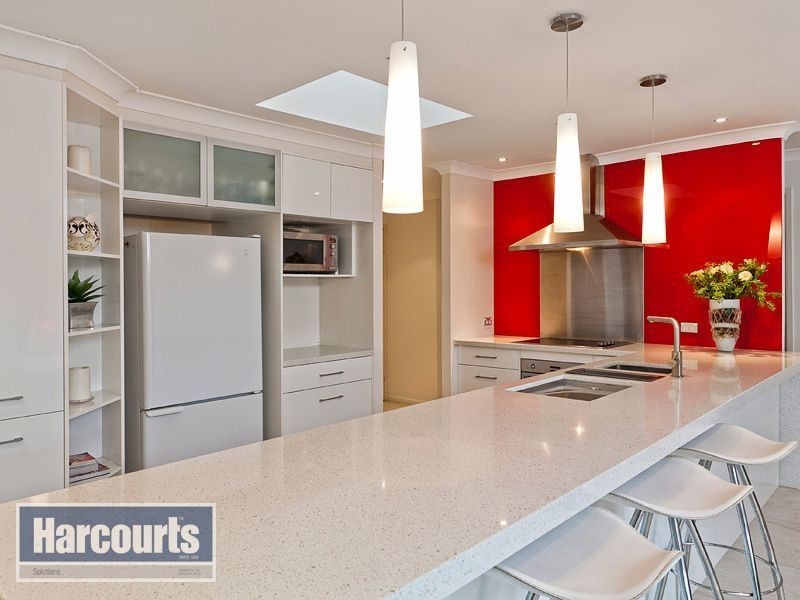 25 Selkirk Crescent, Ferny Grove QLD 4055