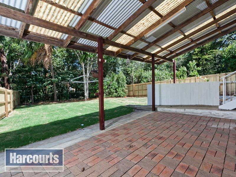 110 Glen Retreat Road, Mitchelton QLD 4053