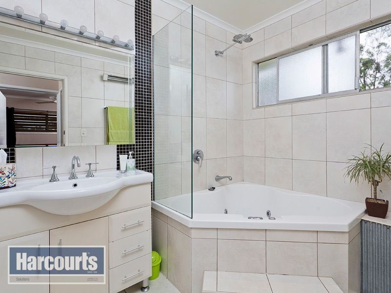 1163 Samford Road, Ferny Grove QLD 4055