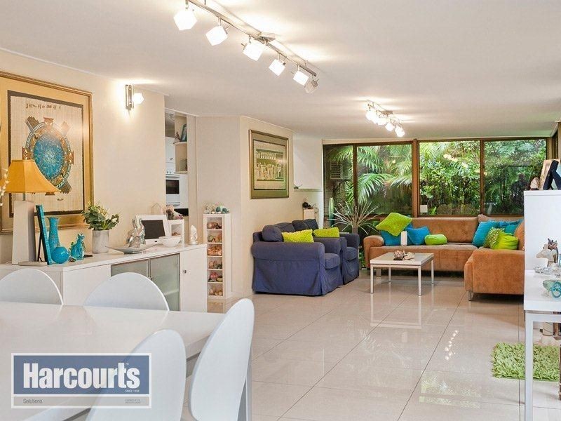 1 Lockrose Street, Mitchelton QLD 4053