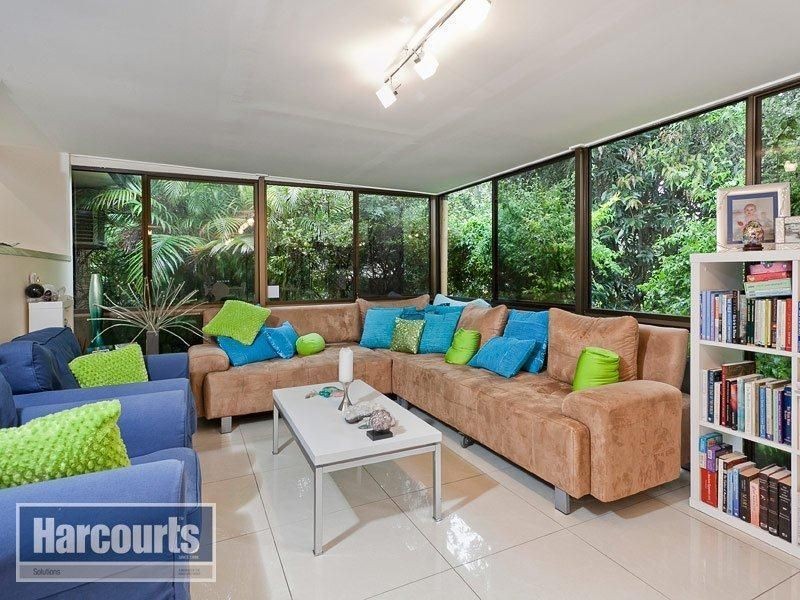 1 Lockrose Street, Mitchelton QLD 4053