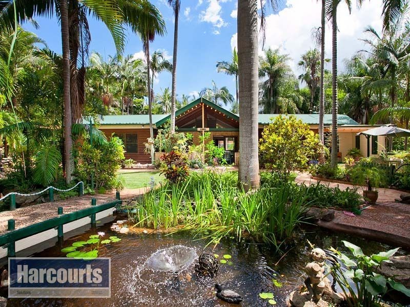 4 Blue Hills Drive, Bunya QLD 4055