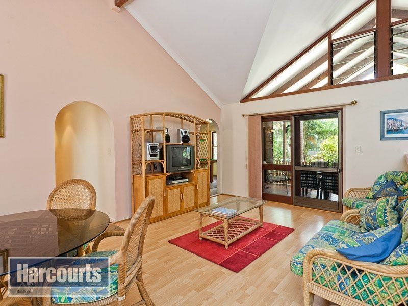 4 Blue Hills Drive, Bunya QLD 4055