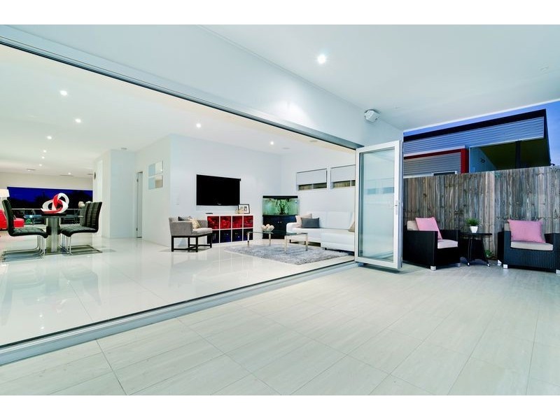 48 Tenth Avenue, Windsor QLD 4030