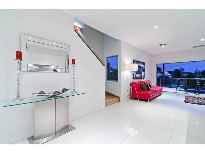 48 Tenth Avenue, Windsor QLD 4030
