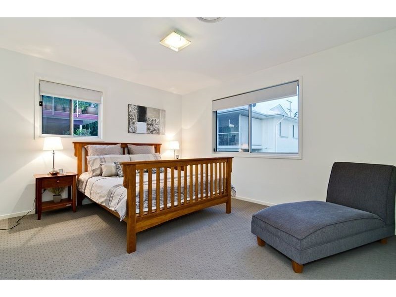 48 Tenth Avenue, Windsor QLD 4030