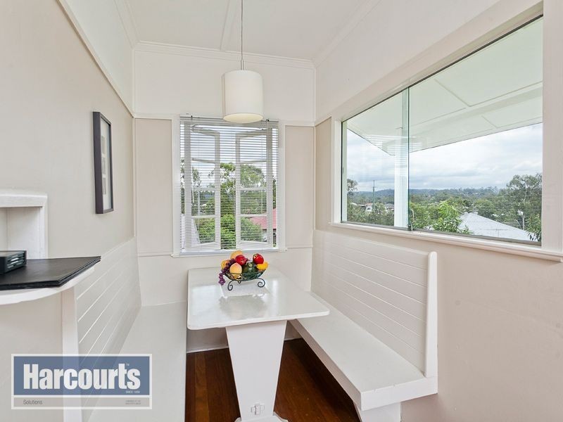 10 Rolleston Street, Keperra QLD 4054