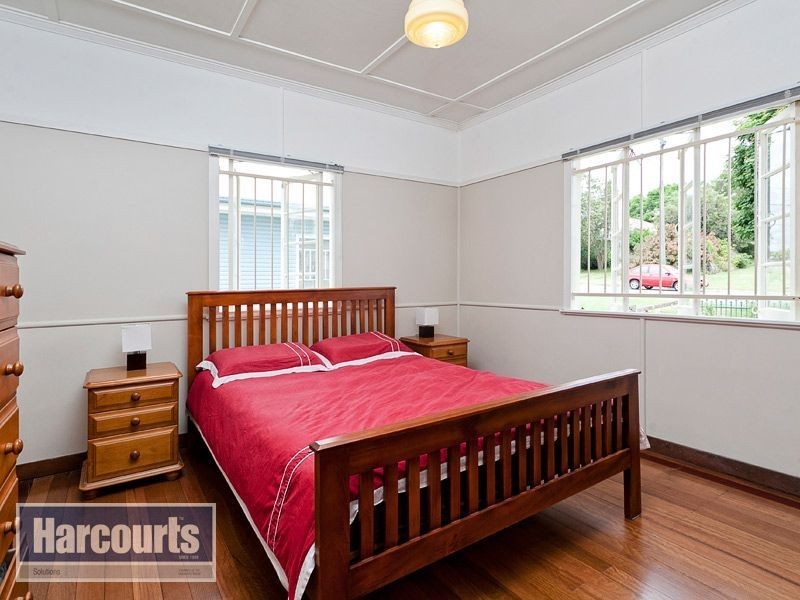 10 Rolleston Street, Keperra QLD 4054