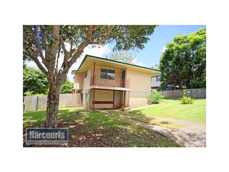 12 Ballylin Street, Ferny Grove QLD 4055