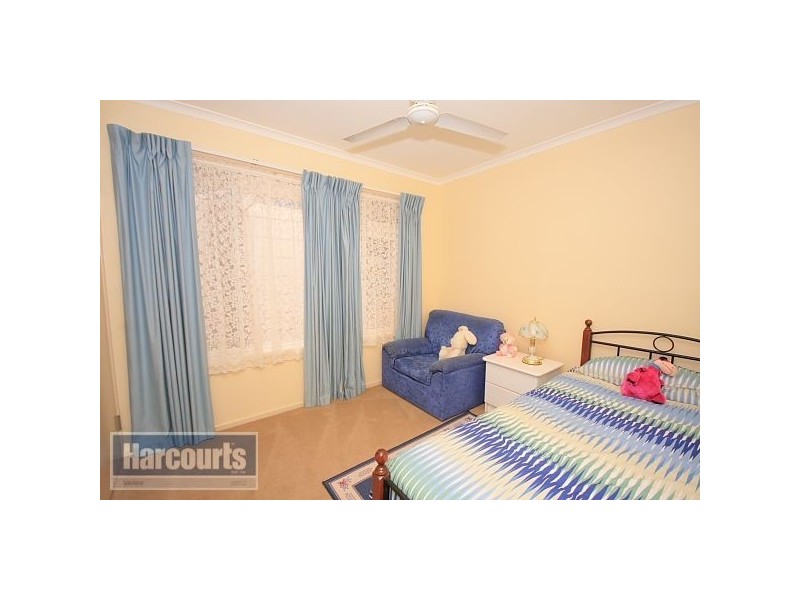 27 Barker Street, Cashmere QLD 4500